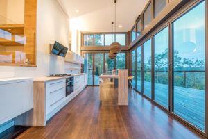 Photo 22- click for photo gallery